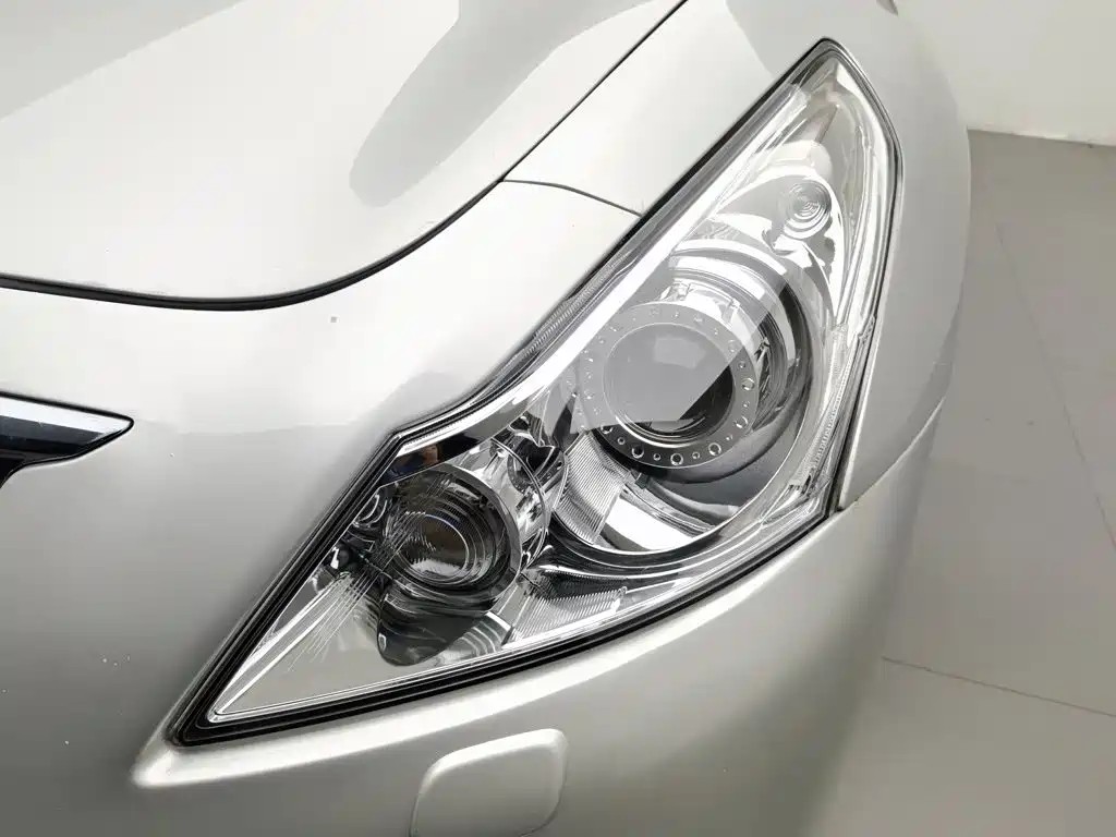 Infiniti G Series 2011 2010 G25 Sedan Sport Edition