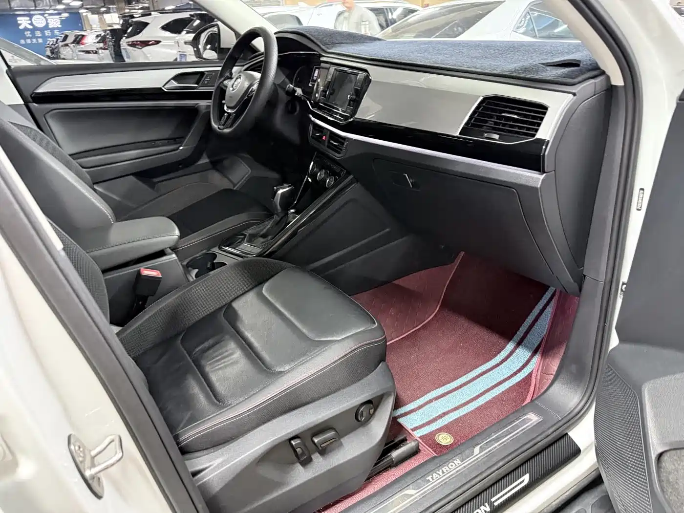 Volkswagen Tayron 2019 330TSI 2WD Luxury China VI фото 14