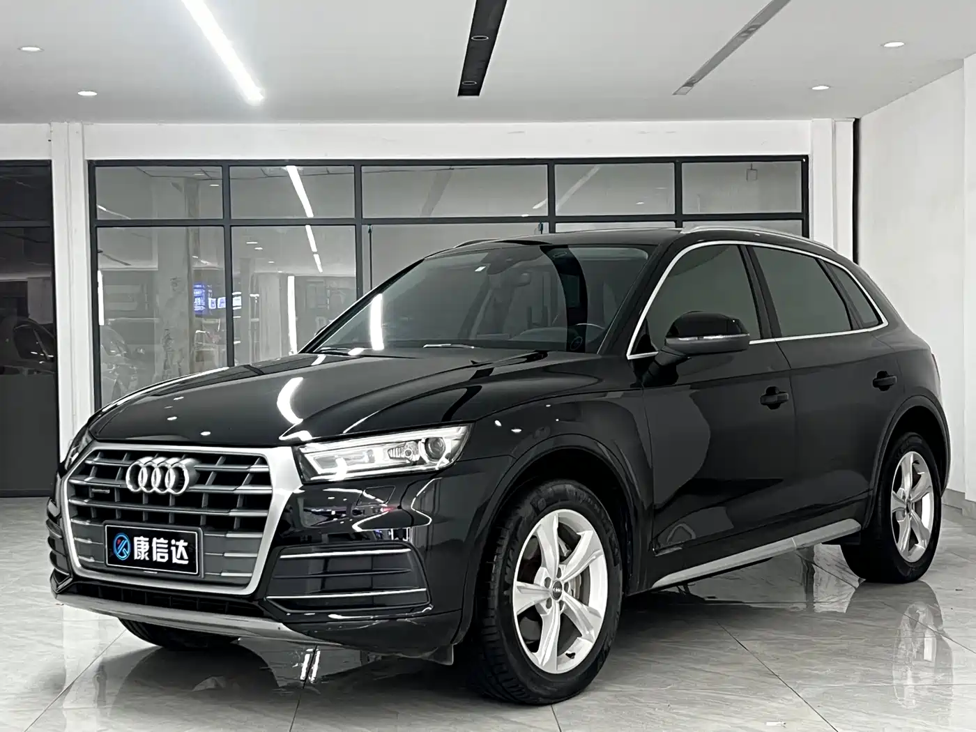 Audi Q5L 2018 40 TFSI Prestige Progressive (China V)