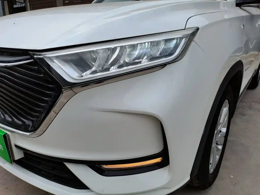 Фото 24 - Changan Oshan X7