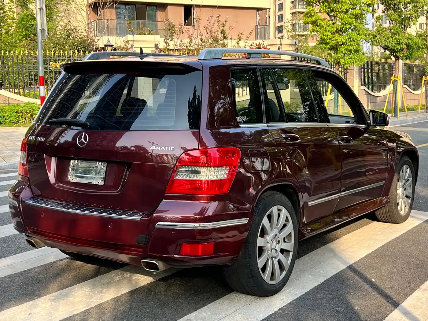 Mercedes-Benz GLK-Class (Import) 2010 GLK 300 4MATIC Fashion фото 5