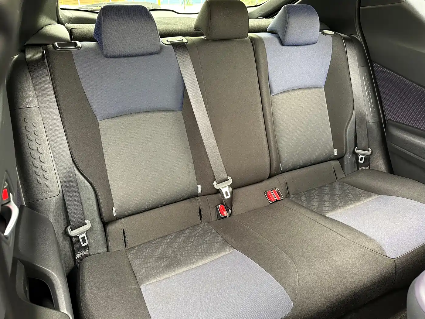 Toyota C-HR 2018 2.0L Luxury Edition China V фото 36