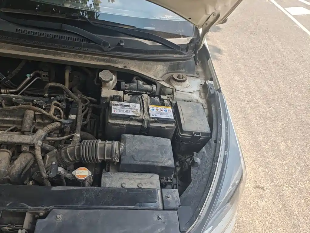 Kia KX CROSS 2018 2017 1.4L AT GLS