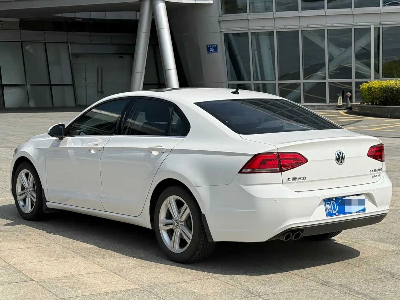 Volkswagen Lamando 2015 280TSI DSG Comfort фото 6