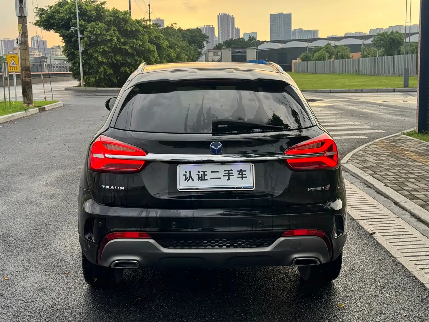 Junma MEET 3 (Meitu 3) 2018 2018 1.5T CVT Comfort Edition