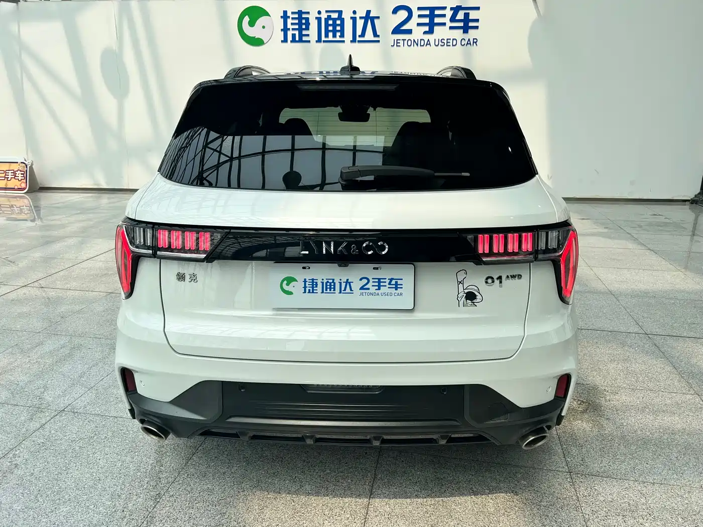 Lynk & Co 01 2021 2.0TD AWD Halo Sport фото 8