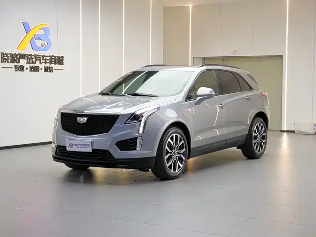 CADILLAC XT5