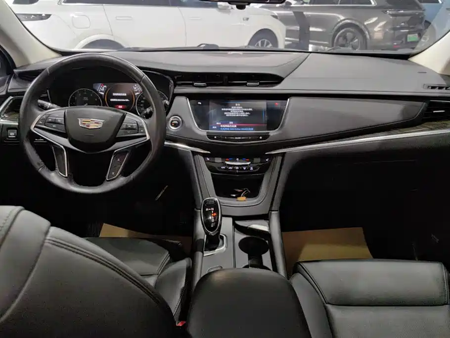 Cadillac XT5 2018 25T Luxury фото 12