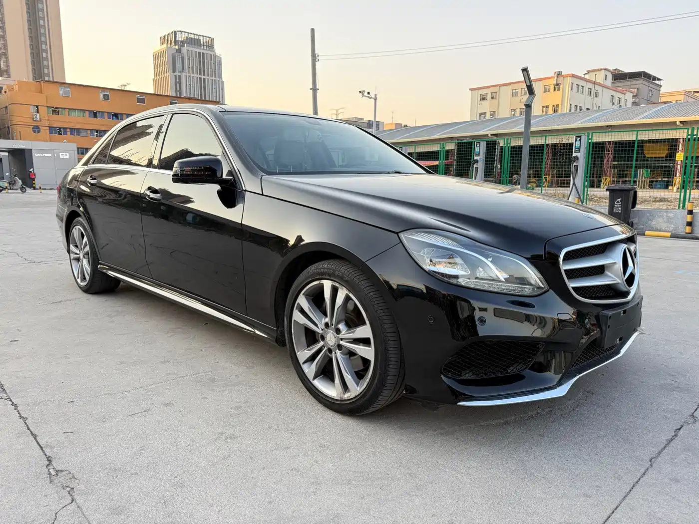 Mercedes-Benz E-Class 2015 E 260 L Sport фото 3