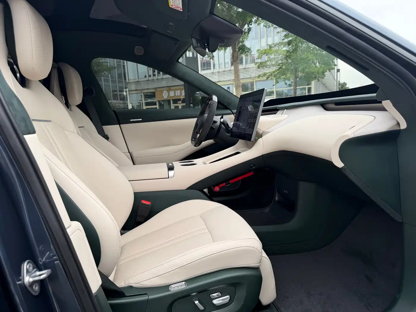Xiaomi Auto Xiaomi YU7 2025 Ultra Long Range High Performance AWD Max Edition фото 10