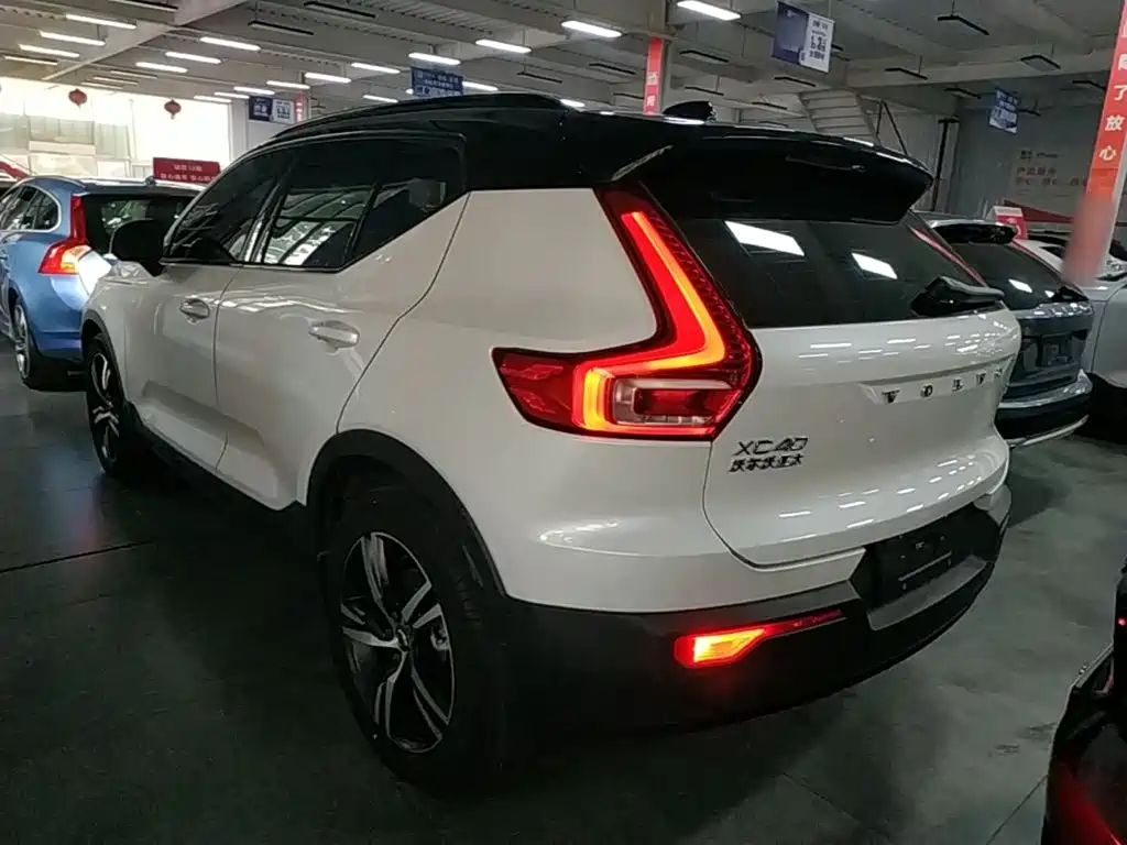 Volvo XC40 2021 2021 T4 AWD Smart Sport Edition