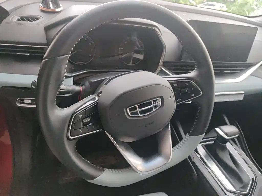 Geely Emgrand S 2022 2022 1.4T CVT Crossover Player