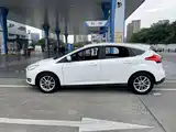 Фото 3 - Ford Focus