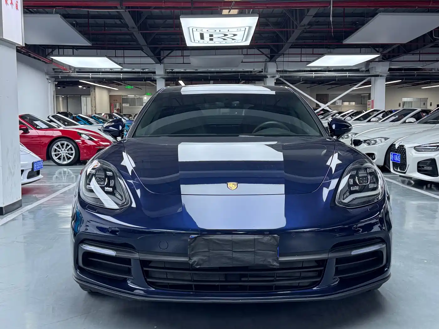 Porsche Panamera 2017 Panamera 3.0T фото 2