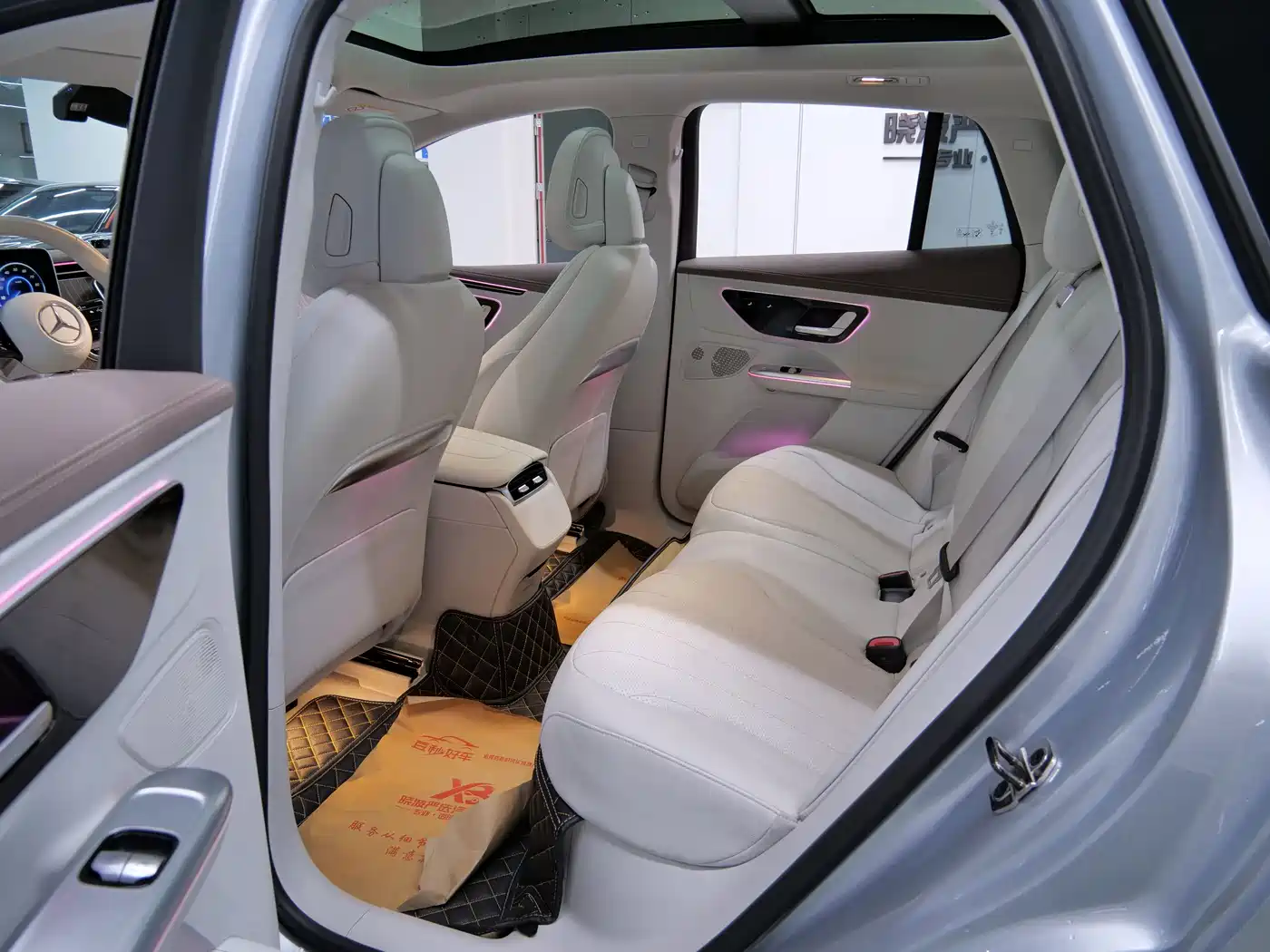 Mercedes-Benz EQE SUV 2023 2023 350 4MATIC Luxury Edition
