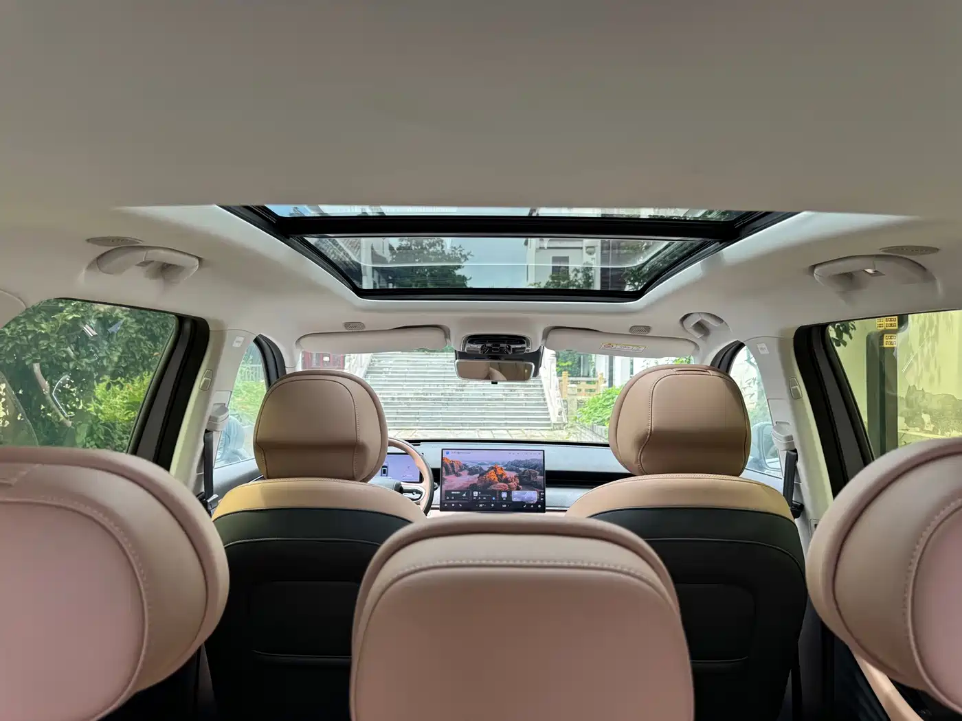 Chery Tiggo 8L 2024 2024 2.0T 2WD Premium 5-seater