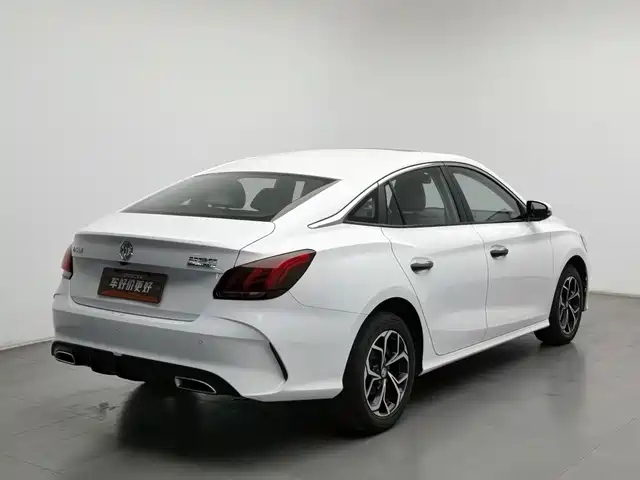 MG MG5 2021 Model 180DVVT Manual Youth Luxury Edition — фото 2