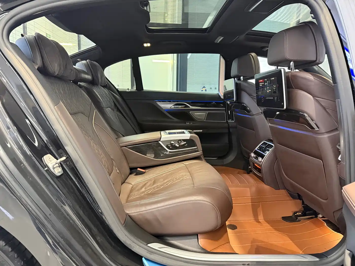 BMW 7 Series 2018 730Li Premium Type M Sport Package фото 12