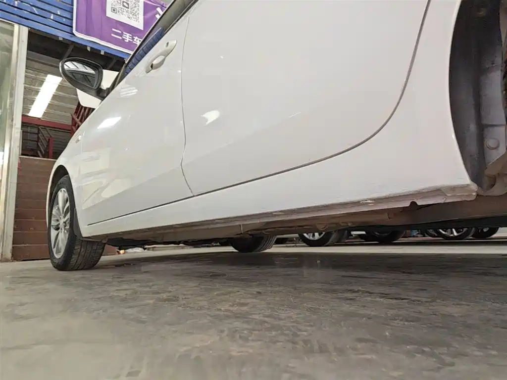 Buick Excelle 2019 18T Auto Connected Flagship China VI фото 21