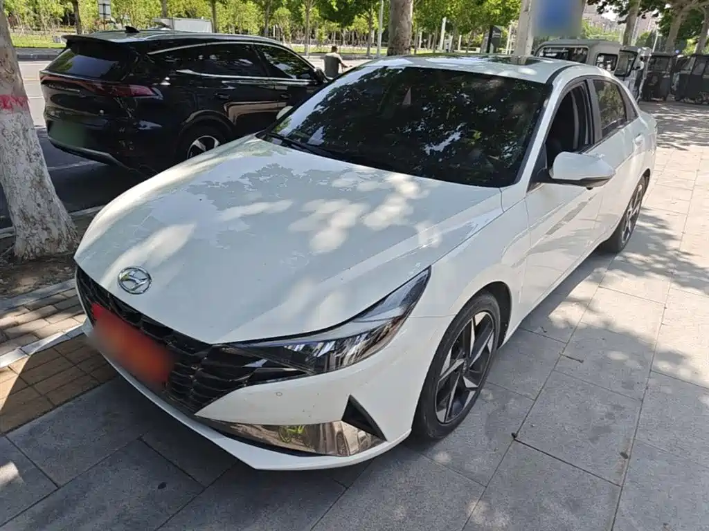 Hyundai Elantra 2022 1.5L CVT GLX Elite Edition