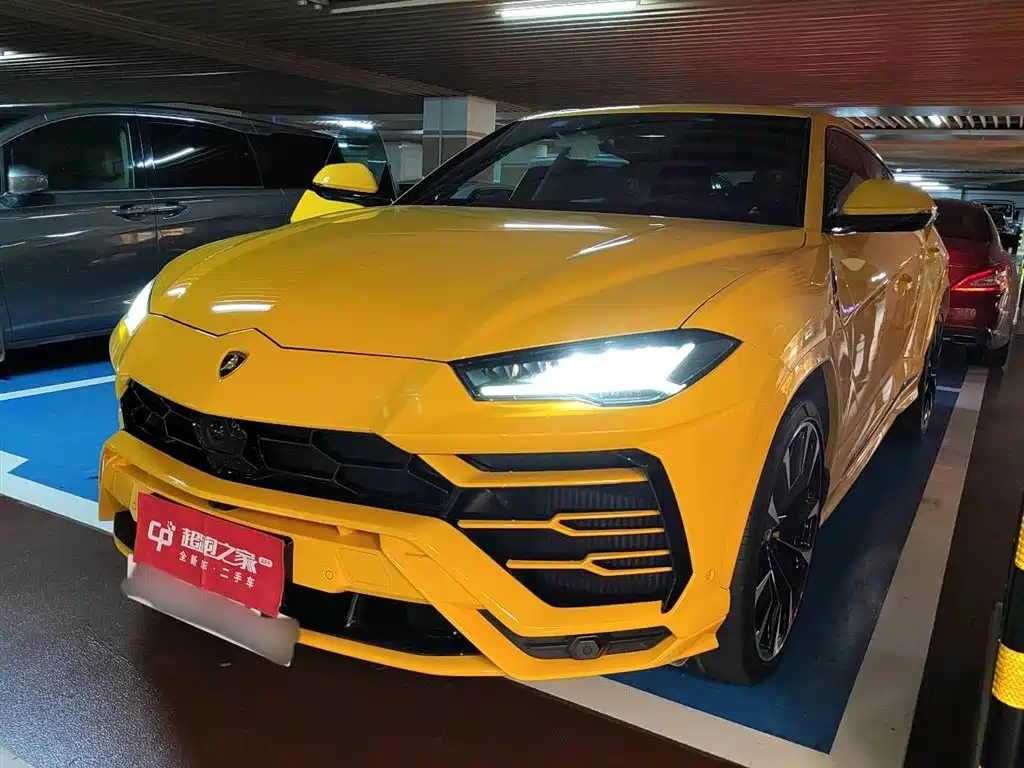 Lamborghini Urus 2021 4.0T V8