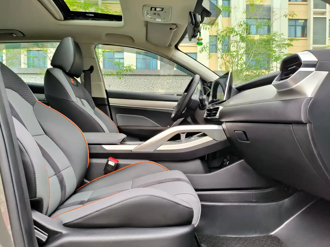 GEELY AUTOMOBILE BINYUE