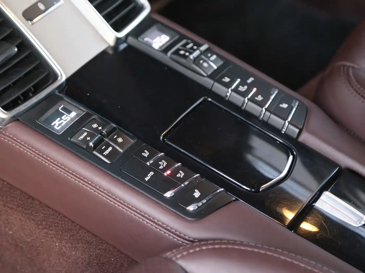 Porsche Panamera 2014 Panamera 3.0T фото 5