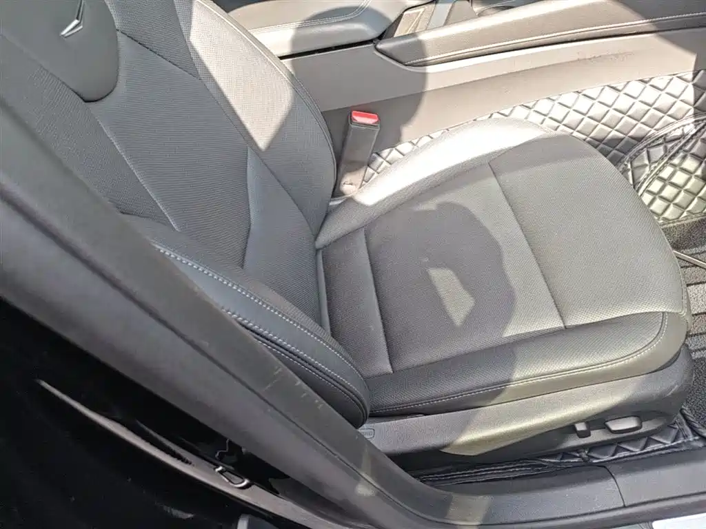 Cadillac CT5 2023 28T Luxury Style (Standard Edition) фото 25