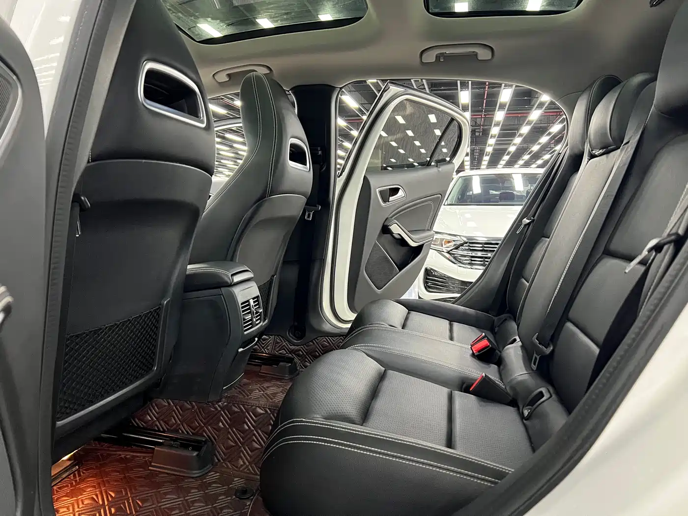 Mercedes-Benz GLA 2019 GLA 200 Fashion фото 8
