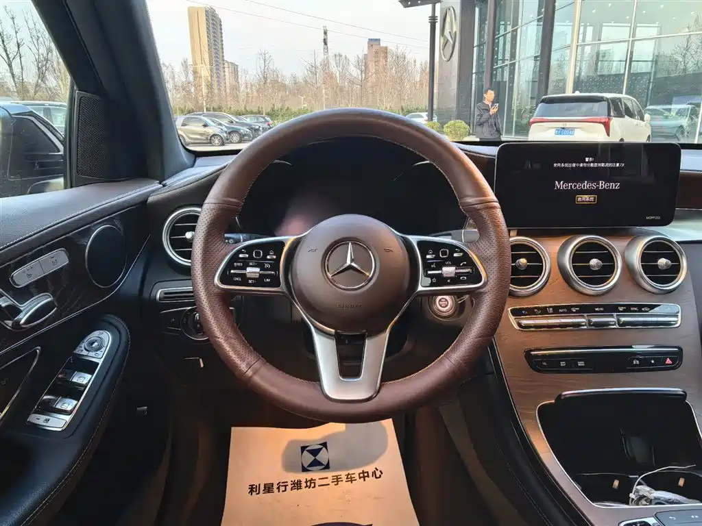 Mercedes-Benz GLC 2020 GLC 260 L 4MATIC Luxury фото 14