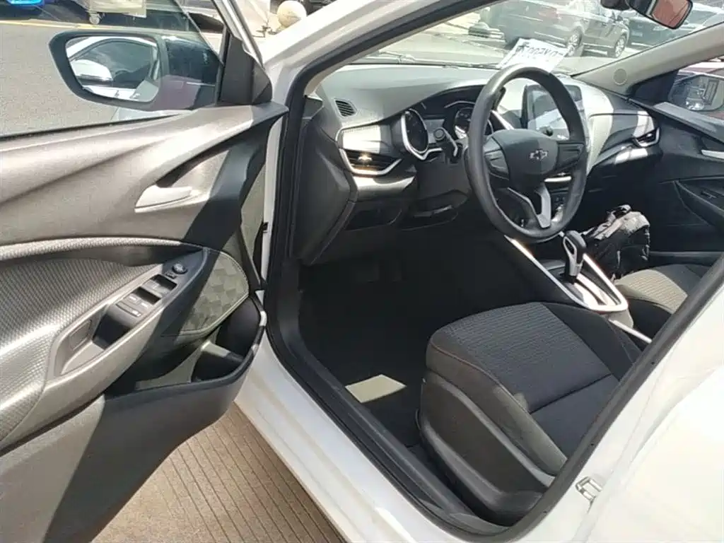 Chevrolet Cavalier 2020 Facelift Redline 325T Automatic Trend Edition фото 16