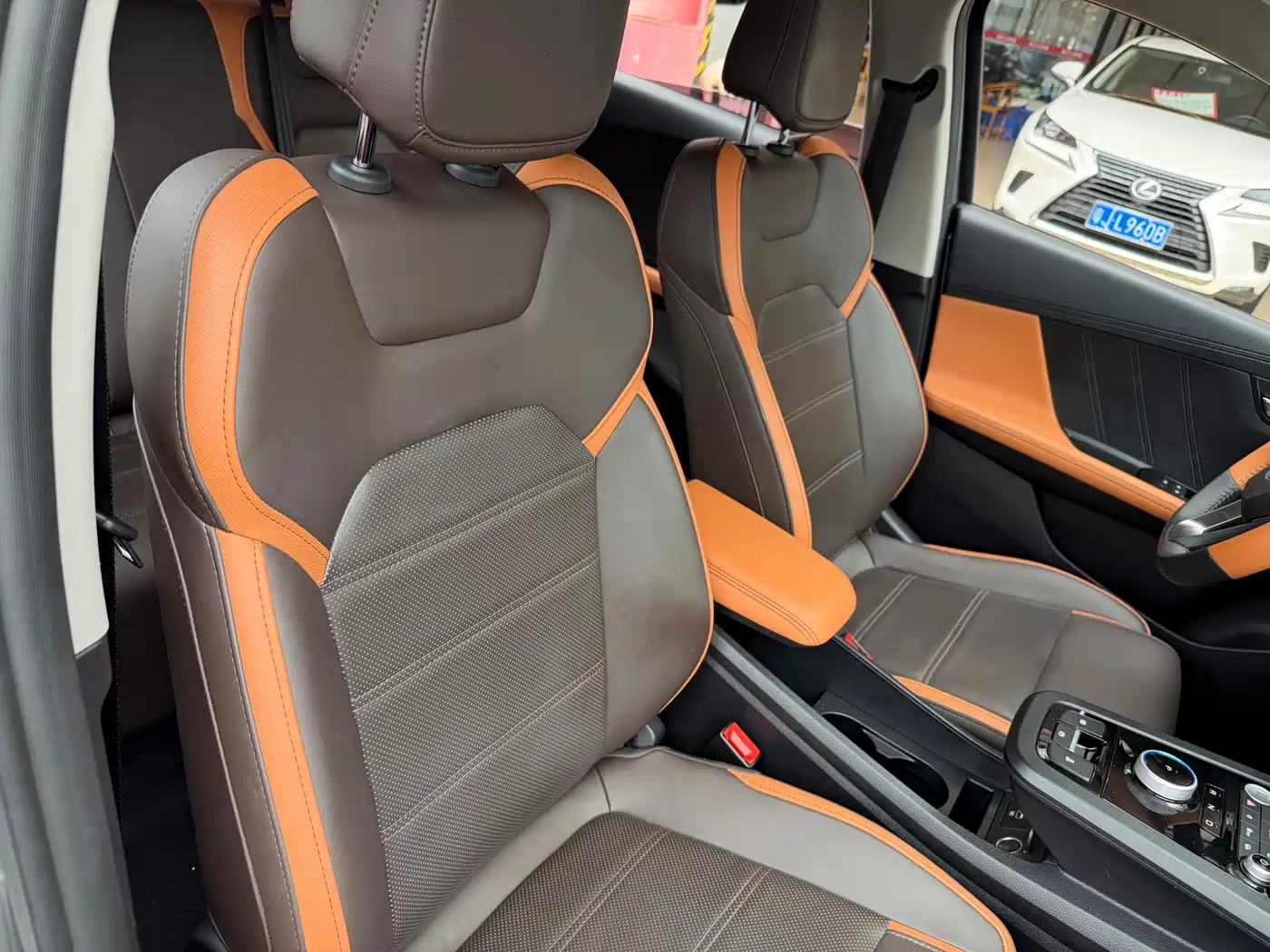 BYD e2 2021 Luxury Edition фото 16