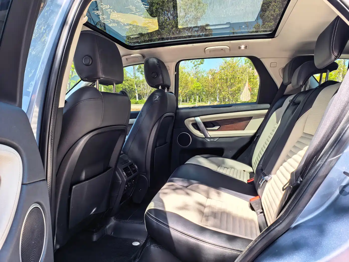Land Rover Discovery Sport 2020 249PS R-Dynamic Performance фото 9