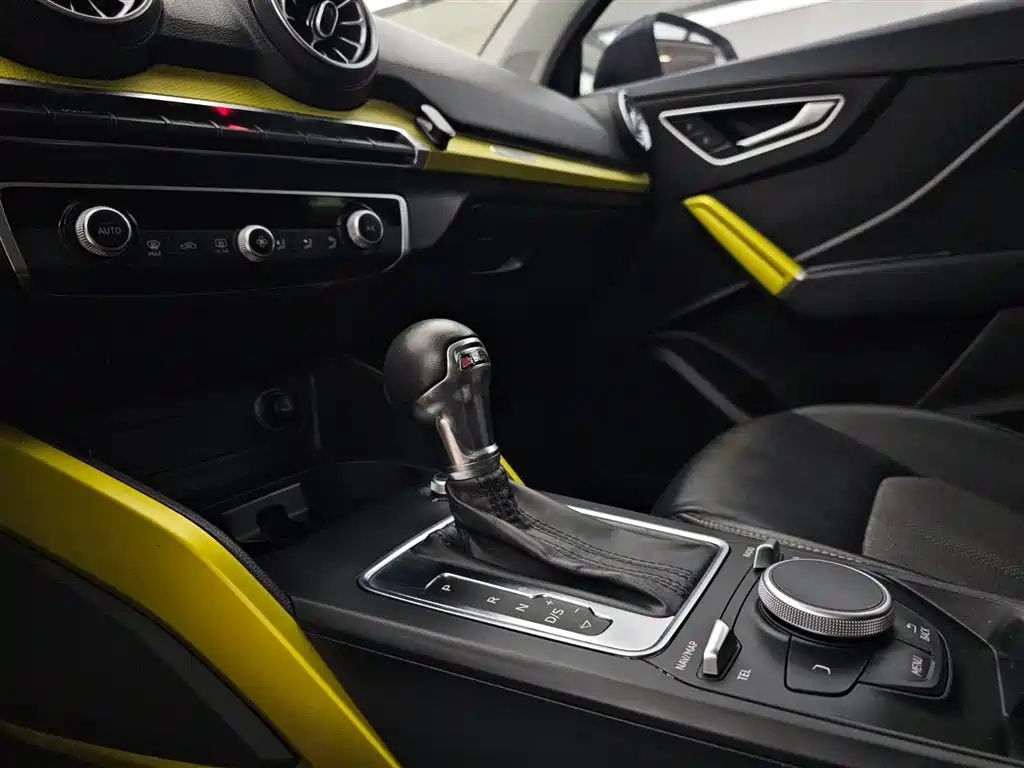 Audi Q2L 2018 35 TFSI Fashion Dynamic China VI фото 12