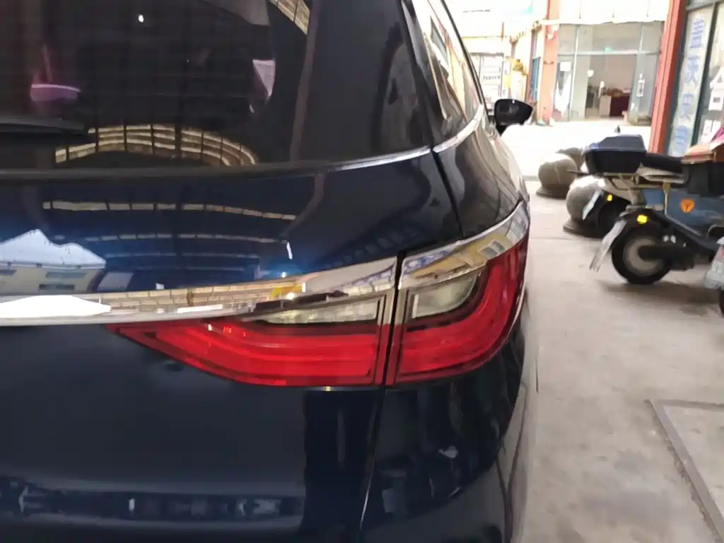 BYD Song MAX 2018 1.5T Auto Smart Connected Elite 6-Seater фото 8