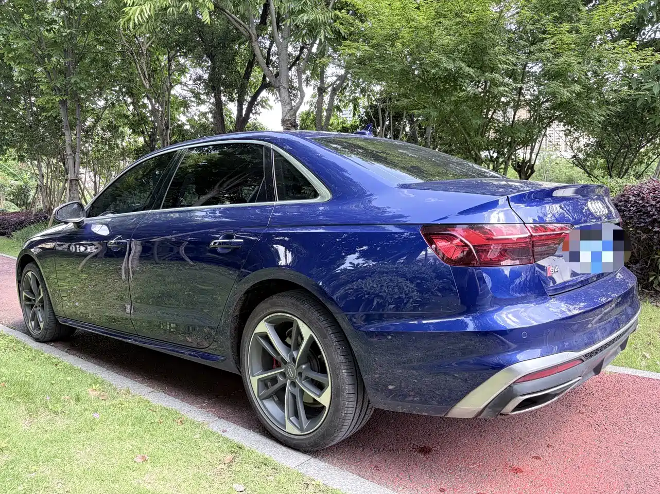 Audi A4L 2020 40 TFSI Fashion Dynamic Edition фото 12