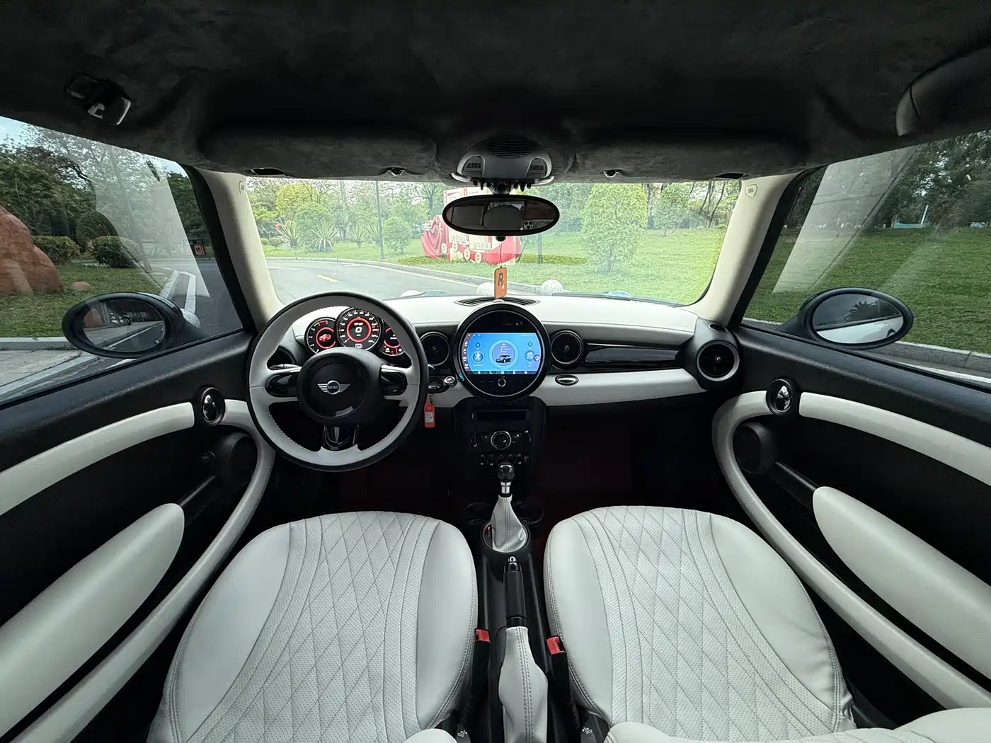 MINI 2012 1.6L ONE Baker Street фото 18