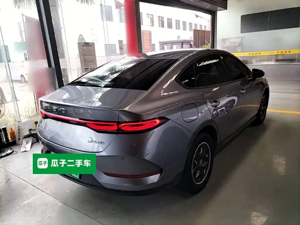 BYD Qin PLUS 2025 DM-i Smart Drive 55KM Leader фото 7