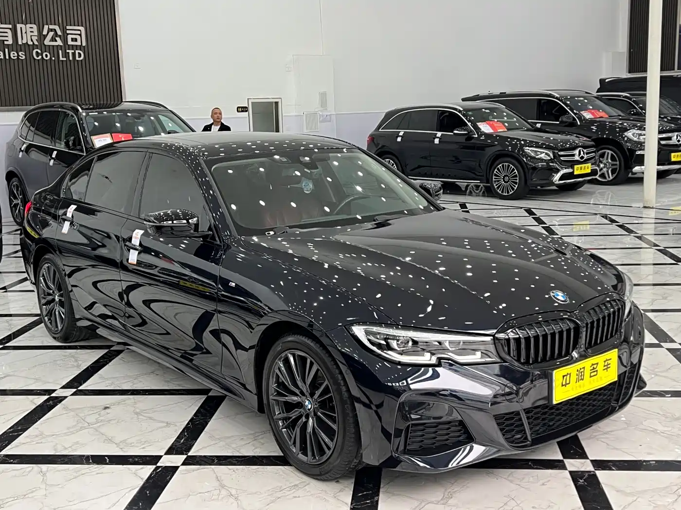BMW 3 Series 2022 325Li M Sport Shadow Edition фото 2