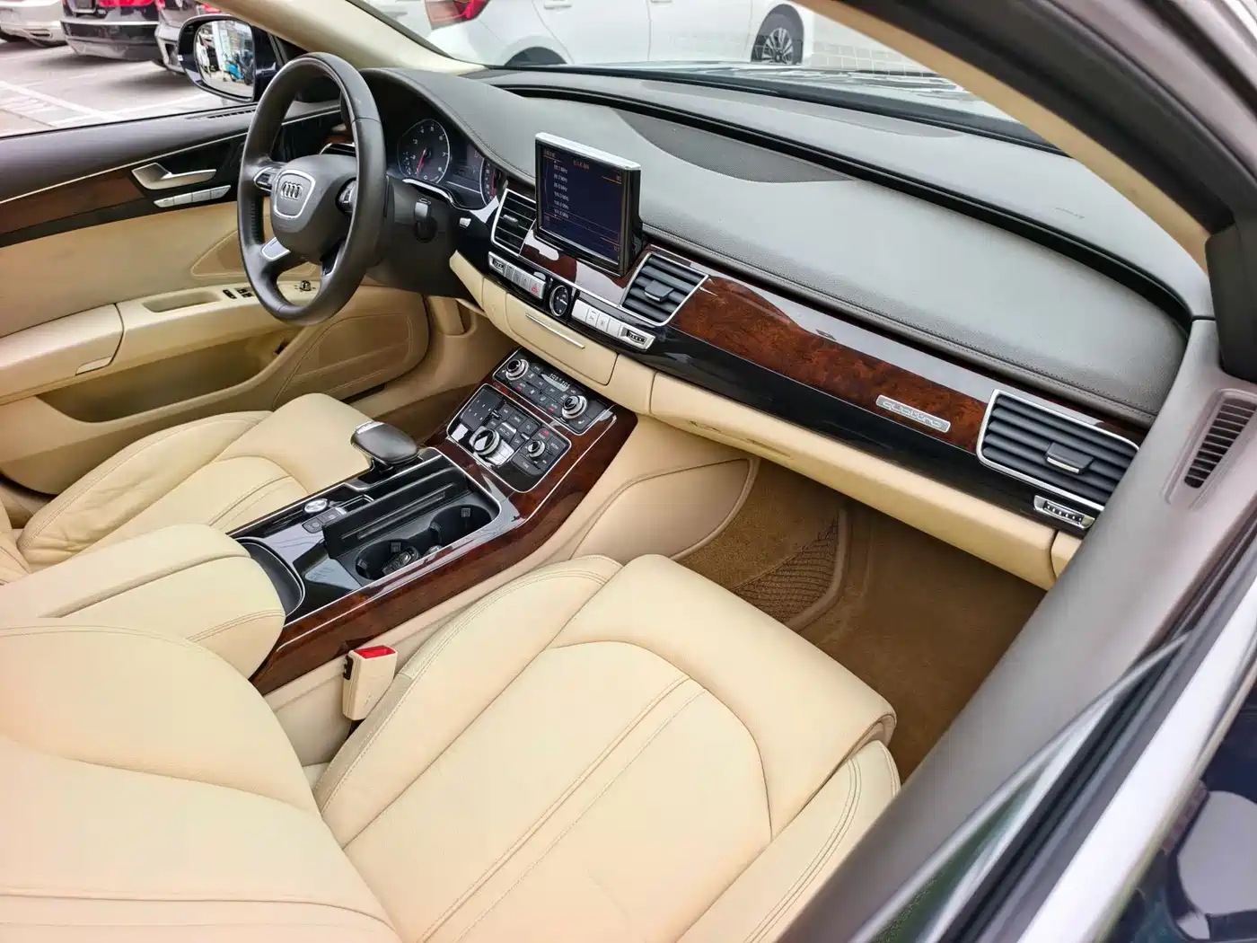Audi A8 2013 A8L 45 TFSI quattro Comfort фото 18