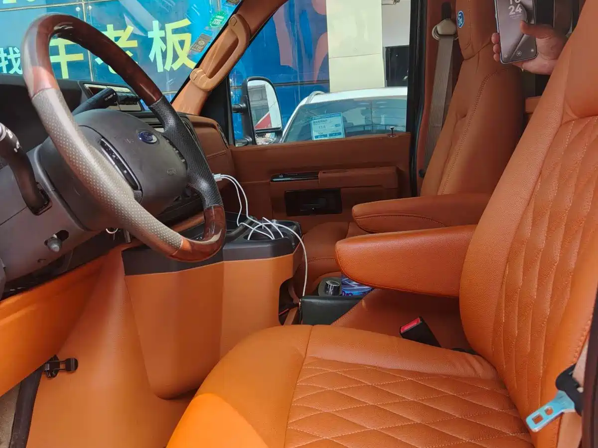 Ford E350 2016 2011 5.4L Platinum Limited Edition