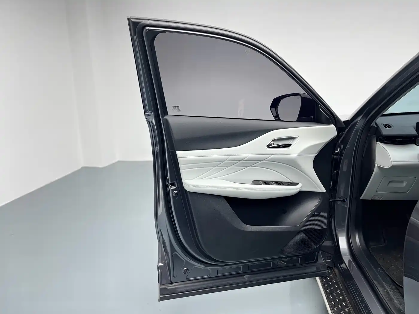 CHANGAN UNI Z NEW ENERGY