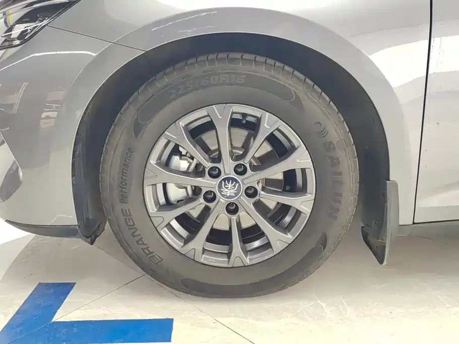 BYD Qin L 2024 2024 DM-i 80KM Leading Edition