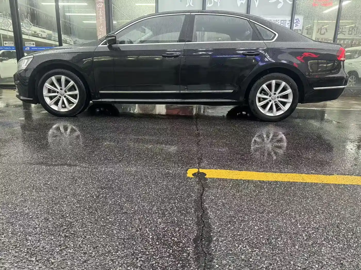 Volkswagen Passat 2017 330TSI DSG Prestige фото 9