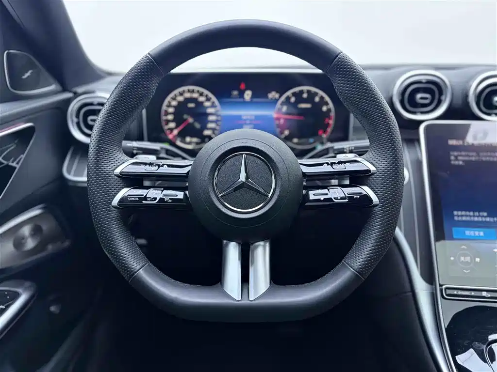 Mercedes-Benz C-Class 2024 C 260 L Night Edition Sport фото 13