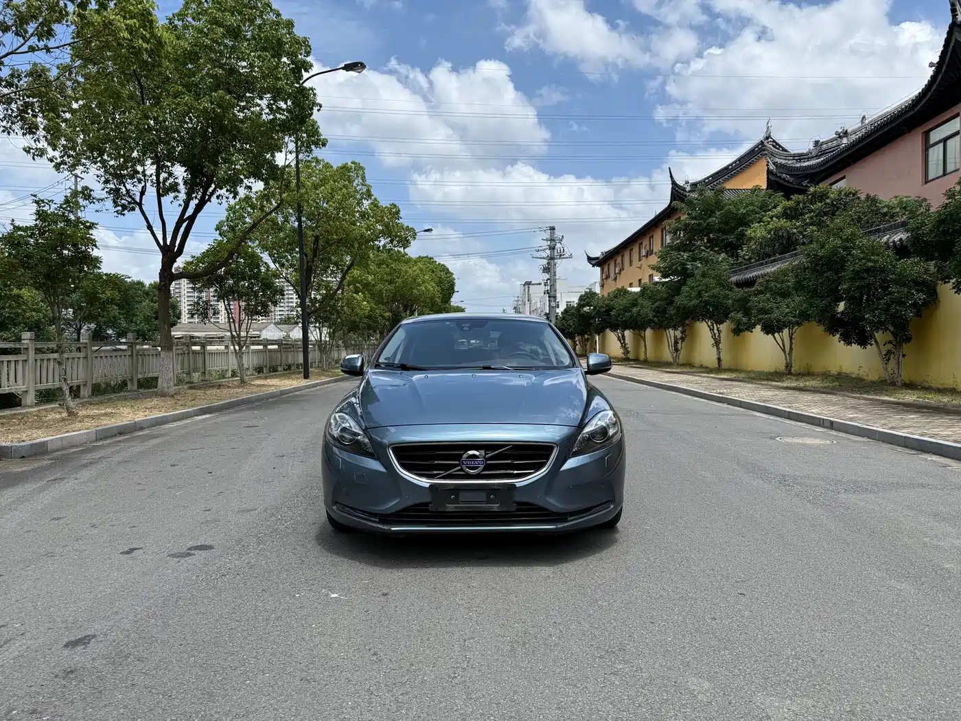 Volvo V40 2013 2014 2.0T Zhiya Edition