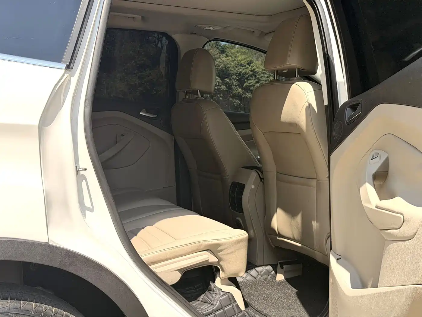 Photo 6 - Ford Kuga