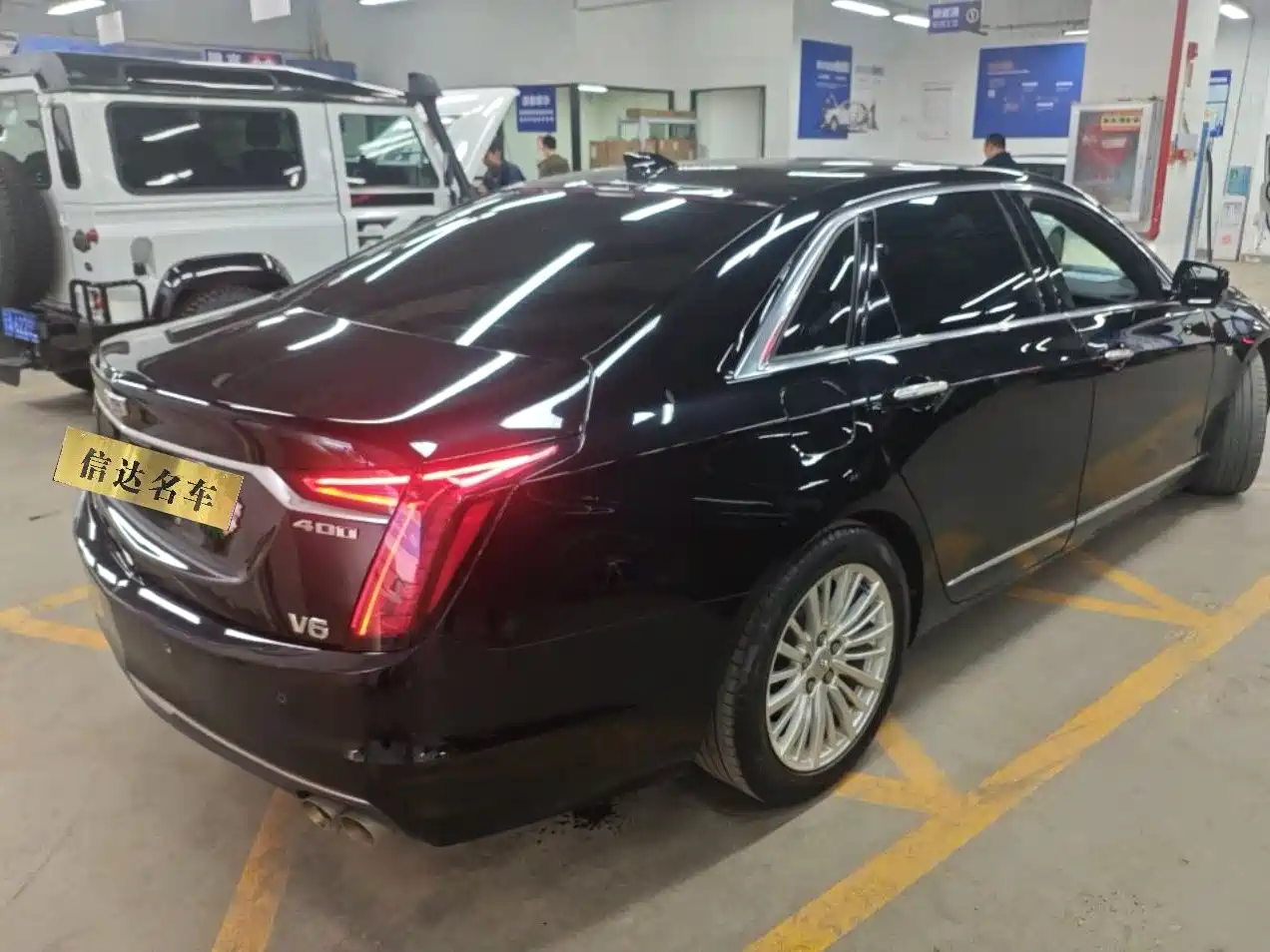 CADILLAC CT6