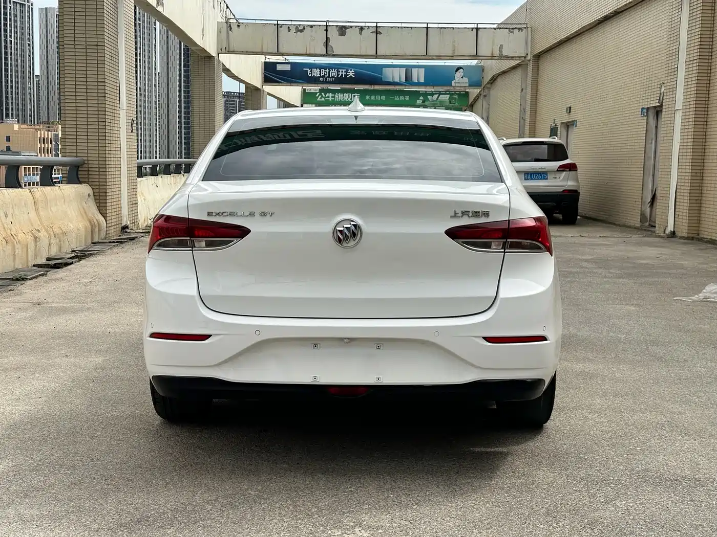 Buick Excelle 2019 15T DCT Connected Elite (China V) фото 6