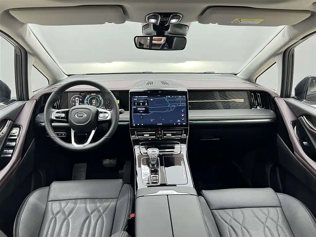 GAC TRUMPCHI TRUMPCHI M8